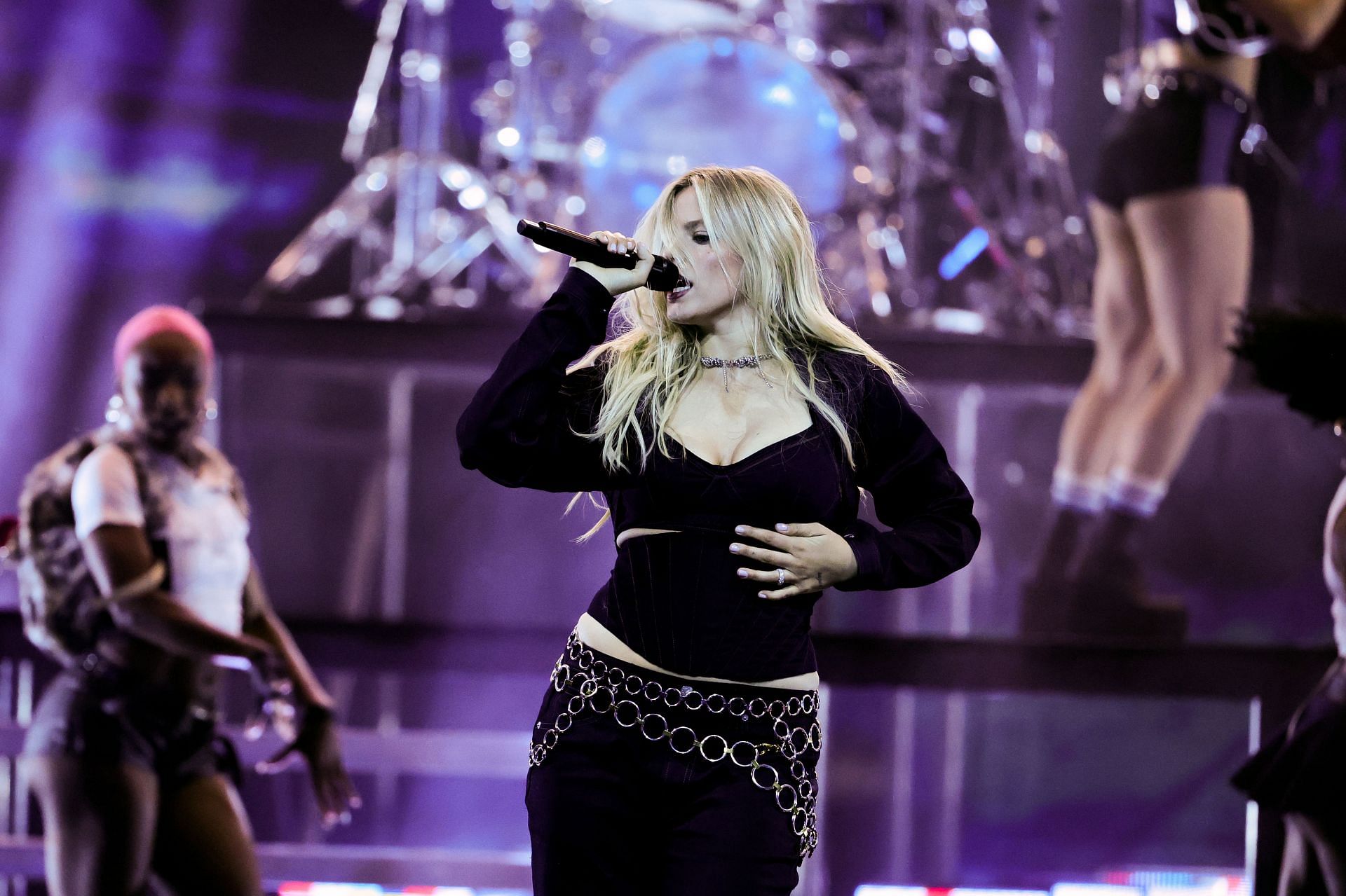 Rapp at the 2025 American Music Awards (Image via Getty)